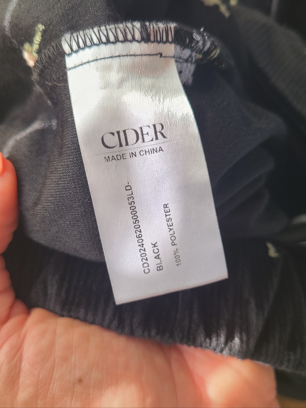 Cider Black Wide-Leg Velvet Pants with Embroidered Floral Accents - Picture 5 of 5